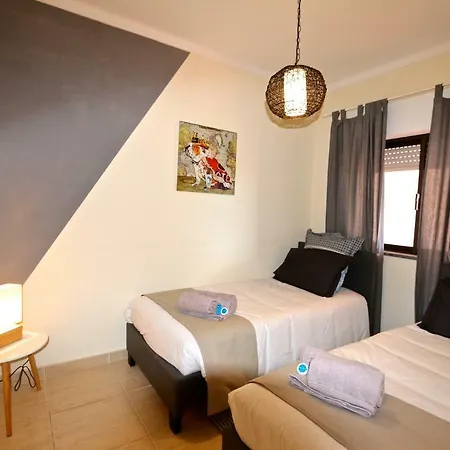 Marbel Sol - Clever Details